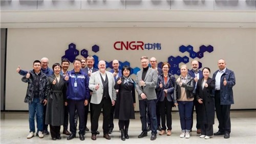 芬蘭教育考察團一行參觀中偉寧鄉(xiāng)產(chǎn)業(yè)基地